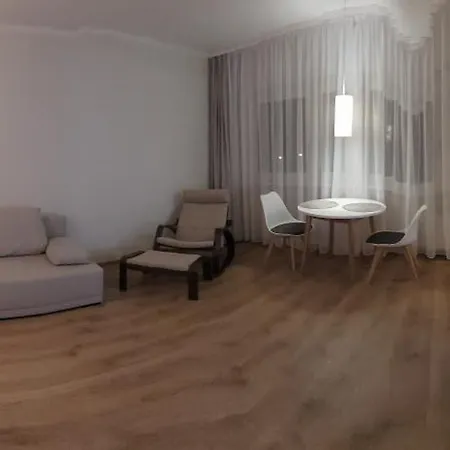 Przytulny, Spokojny, Wyposażony *
